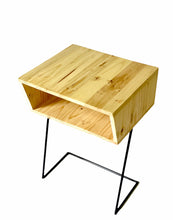 Load image into Gallery viewer, Beneyo Side Table