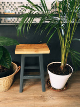 Load image into Gallery viewer, Situlo Kitchen Stool (65cm)