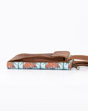 Load image into Gallery viewer, The Clifton Phone-Pouch Purse
