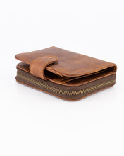 Load image into Gallery viewer, The Newlands Wallet
