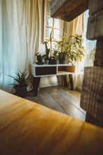 Load image into Gallery viewer, Secaleni Entrance Table
