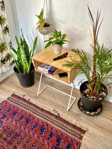 Beneyo Side Table