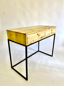 Sinyithi Desk