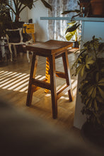 Load image into Gallery viewer, Situlo Bar Stool (75cm)
